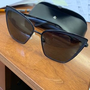 Diff sunglasses. Style Becky